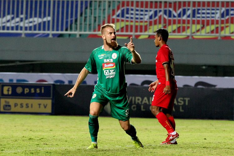 Pemain PS Sleman Mario Maslac saat melawan Persija Jakarta pada pertandingan pekan 1 Liga 1 2021-2022 yang berakhir dengan skor 1-1 di Stadion Pakansari Bogor, Minggu (5/9/2021) malam.