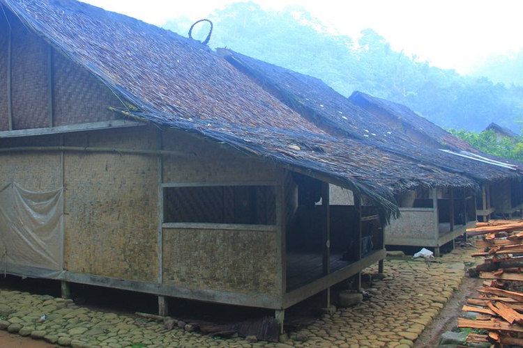 Rumah Sulah Nyanda, Rumah Adat Banten terutama pada masyarakat suku Baduy.