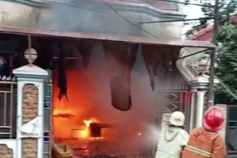 Karyawan Laundry di Cirebon Histeris, 1 Rekannya Tewas dalam Kebakaran Hebat di Tempat Kerja