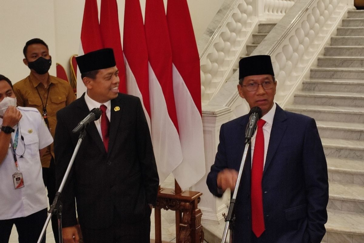 Penjabat Gubernur DKI Jakarta, Heru Budi Hartono (kanan) dan Sekda DKI Jakarta, Joko Agus Setyono (kiri) usai pelantikan yang berlangsung di Balai Kota DKI Jakarta, Rabu (15/2/2023) sore.