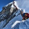 China Tutup Pendakian Gunung Everest karena Virus Corona