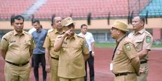 Pantau Kondisi Sarpras, Pj Gubri Rahman Hadi Tinjau Stadion Utama Riau