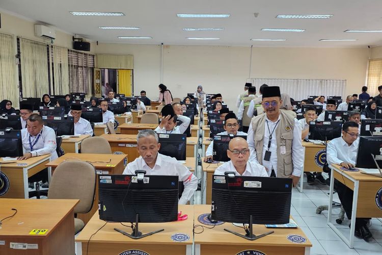 1.344 Calon Petugas Haji Ikuti Tes CAT Serentak di 35 Titik BKN