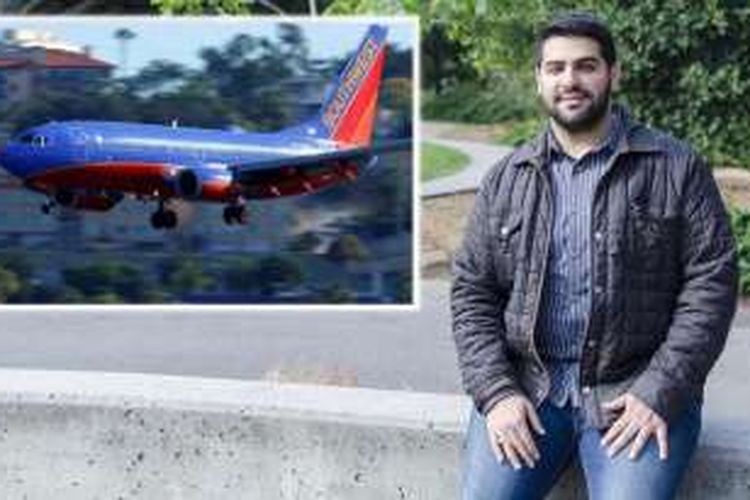 Khairuldeen Makhzoomi (26) diturunkan dari pesawat milik maskapai Southwest Airlines hanya karena terdengar berbicara dalam bahasa Arab,