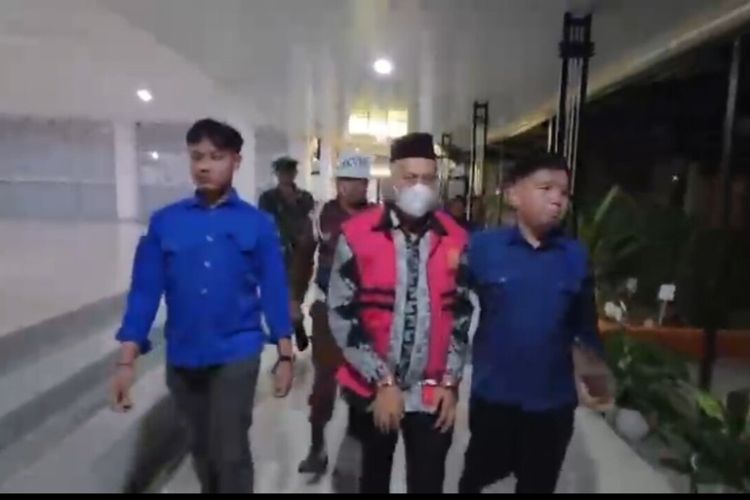 Eks Sekda Sultra Ditahan, Diduga Korupsi Dana Makan Minum Jamuan Tamu Gubernur dan Wagub