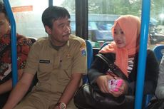 Keluh Kesah Fatma soal Bus Transjakarta yang Bocor