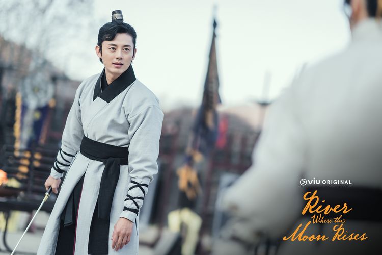 Lee Ji Hoon dalam drama Korea River Where the Moon Rises.
