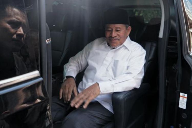 Gubernur Maluku Utara Abdul Ghani Kasuba, saat ditemui usai rapat di kantor Kemenko Polhukam, Jakarta Pusat, Jumat (20/1/2017).