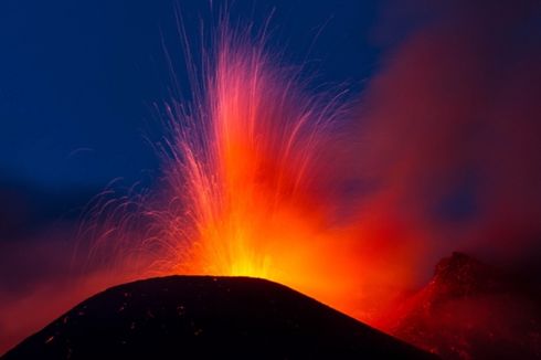 Aktivitas Vulkanik Bikin Gunung Berapi Teraktif di Eropa Tumbuh Lebih Tinggi