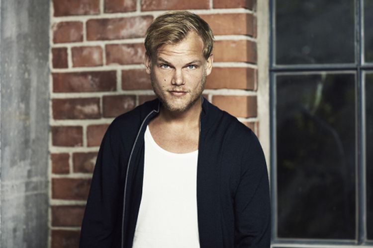 DJ asal Swedia, Avicii. Pemilik nama asli Tim Bergling ini meninggal dunia pada usia 28 tahun