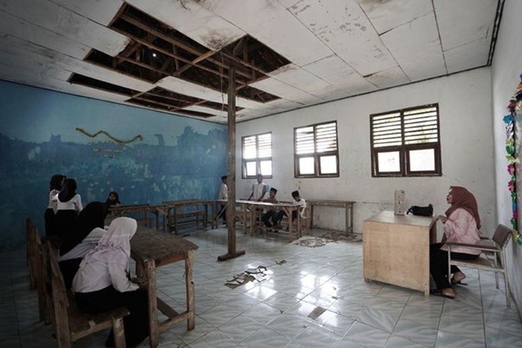 Kondisi Madrasah Diniyah Takmiliyah Awaliyah (MDTA) Al-Khairiyah di Tegalsari, Walantaka, Kota Serang.
