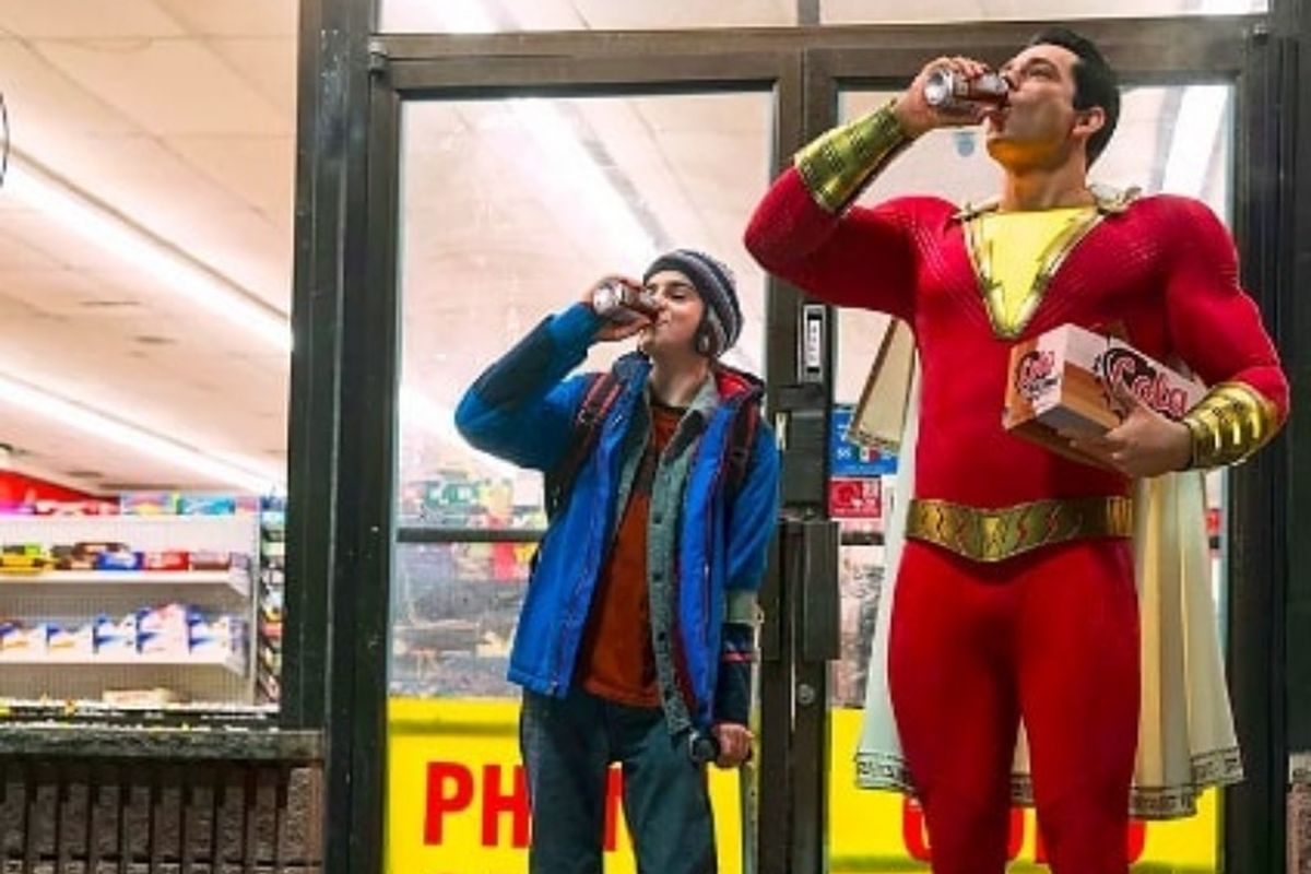 Penampilan aktor Zachary Levi sebagai Shazam!