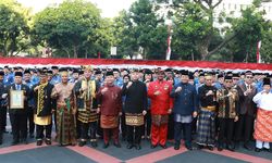 ASN Kemendagri dan BNPP Gelar Upacara Peringatan HUT Ke-80 RI