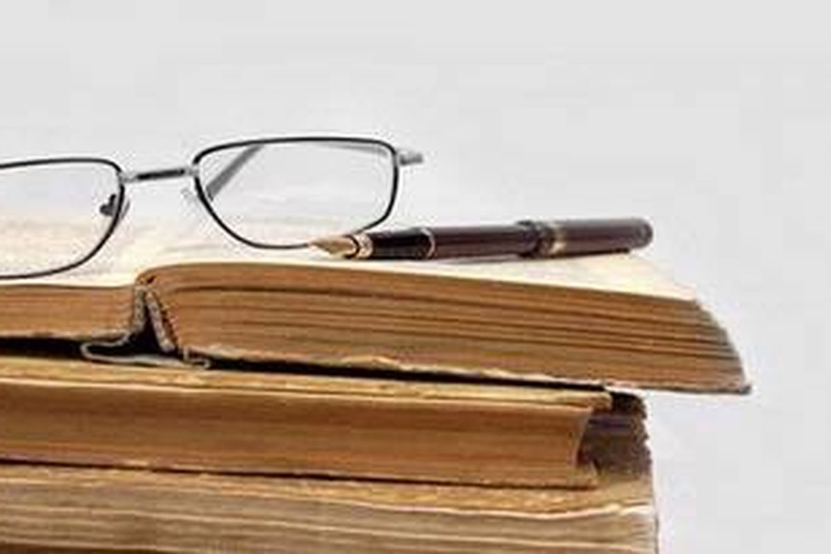 Semua biaya akan ditanggung dan dibayarkan langsung ke sekolah tinggi masing-masing tanpa melalui mahasiswa yang bersangkutan.