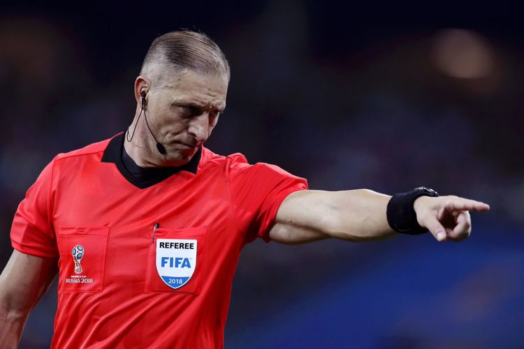 Wasit asal Argentina, Nestor Pitana.