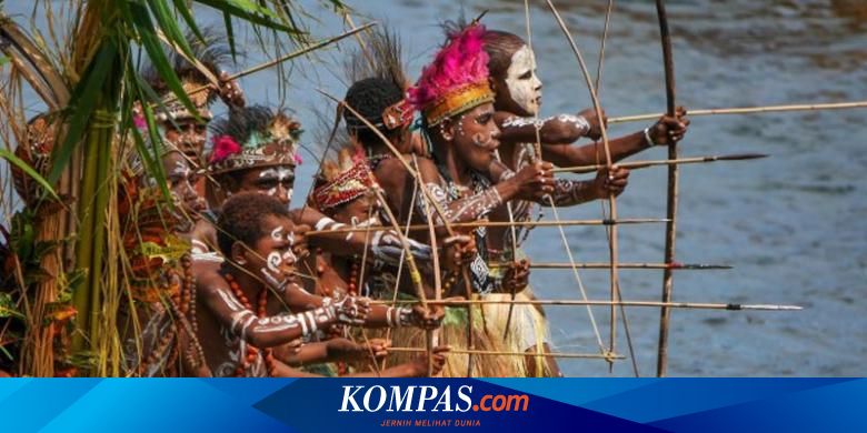 Wow Betapa Kolosalnya Festival Danau Sentani 2015 Halaman All Kompas Com
