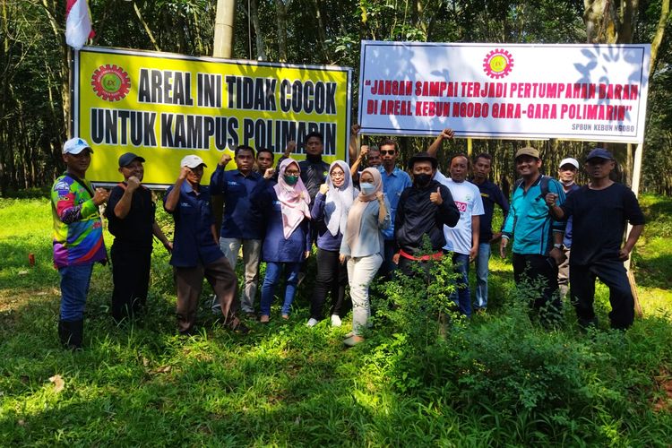 Anggota FSP-Bun IX melanjutkan aksi mogok kerja untuk menolak pembangunan kampus Polimarin