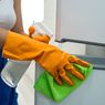 Cara Membersihkan Pintu Kulkas yang Menguning dengan Pasta Gigi