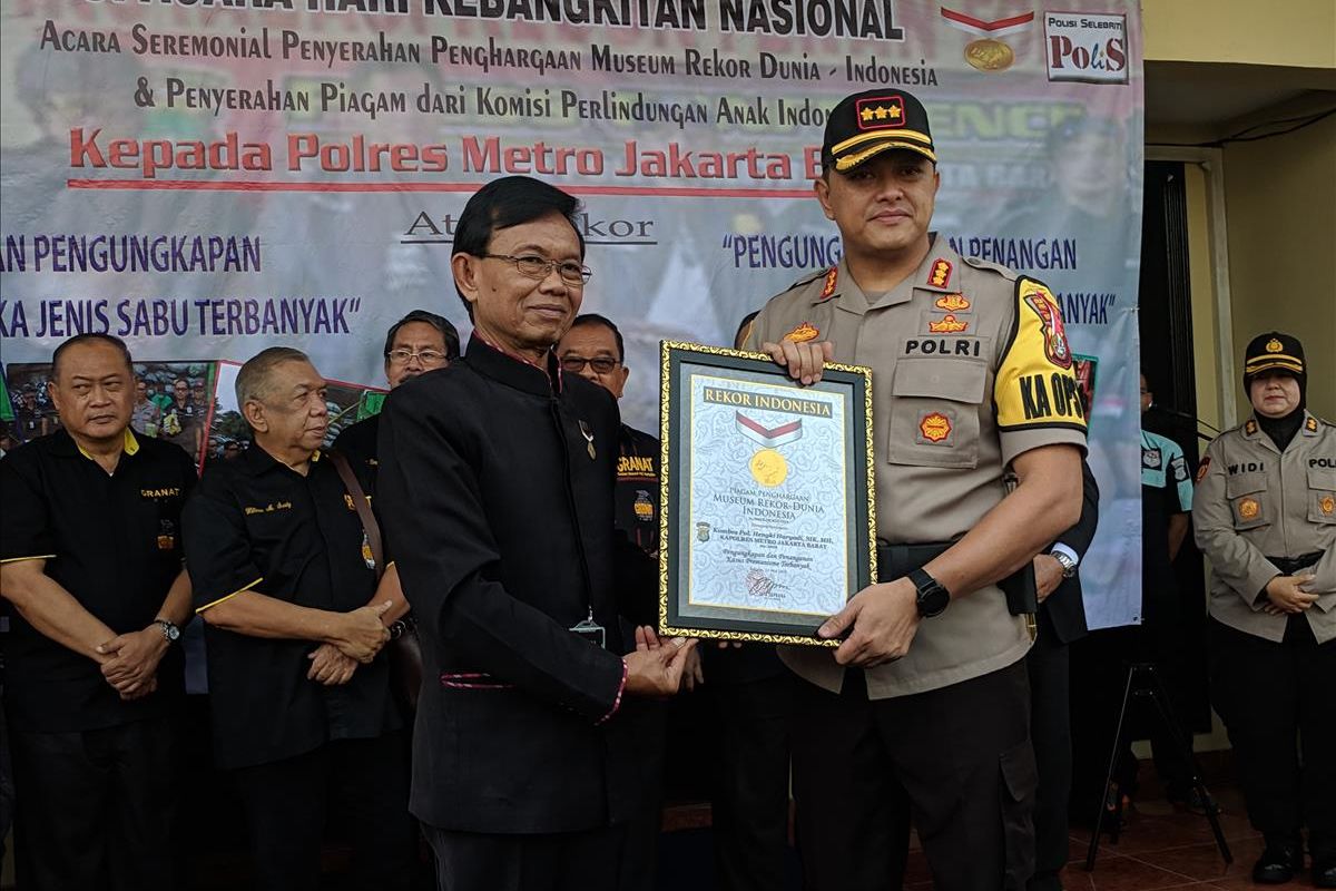 Polres Metro Jakarta Barat Memperoleh Dua Rekor Muri