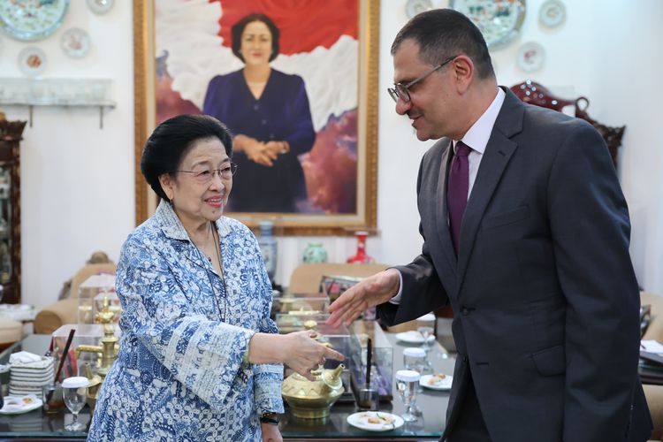 Megawati Bertemu Perwakilan Kedubes Irak, Bahas Gejolak di Timur Tengah