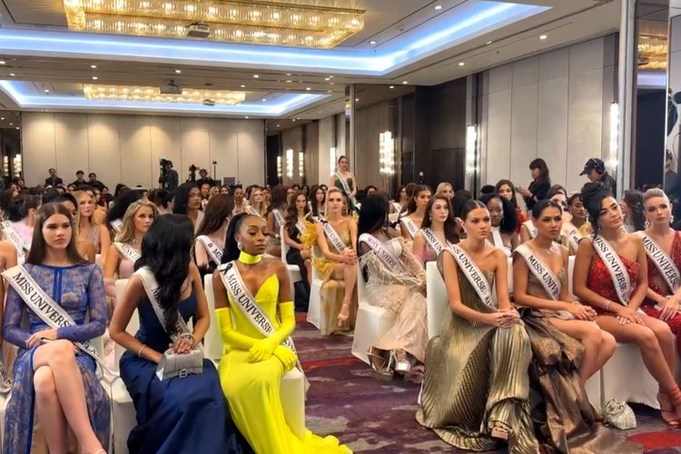 Miss Universe 2025 kembali menuai kontroversi usai CEO Miss Grand International sekaligus Presiden Komite Penyelenggara Miss Universe Thailand ke-74, Nawat Itsaragrisil, diduga menyebut Miss Meksiko Fatima Bosch bodoh.