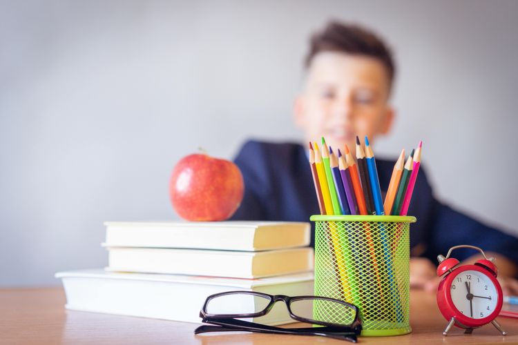 4 Manfaat Mengajarkan Anak Bahasa Inggris sejak Dini