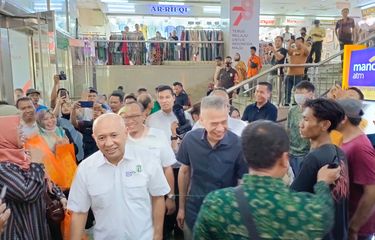 Saat Menteri Teten Lihat dan Dengar Sendiri Keluhan Pedagang Pasar ...