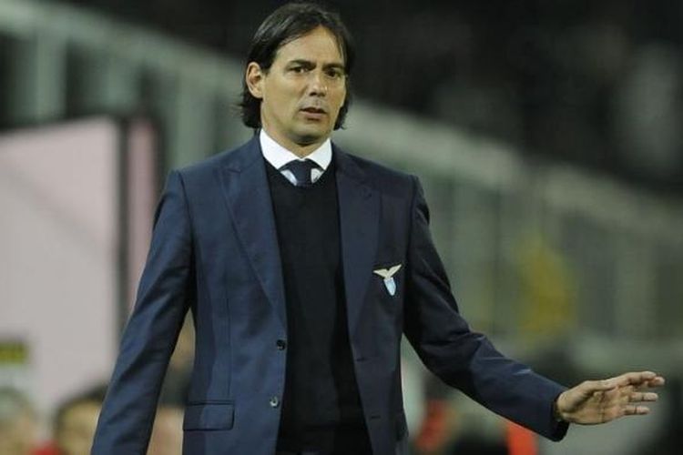Simone Inzaghi menjalani tugas pertamanya sebagai pelatih Lazio dengan bertandang ke markas Palermo, Minggu (10/4/2016). 