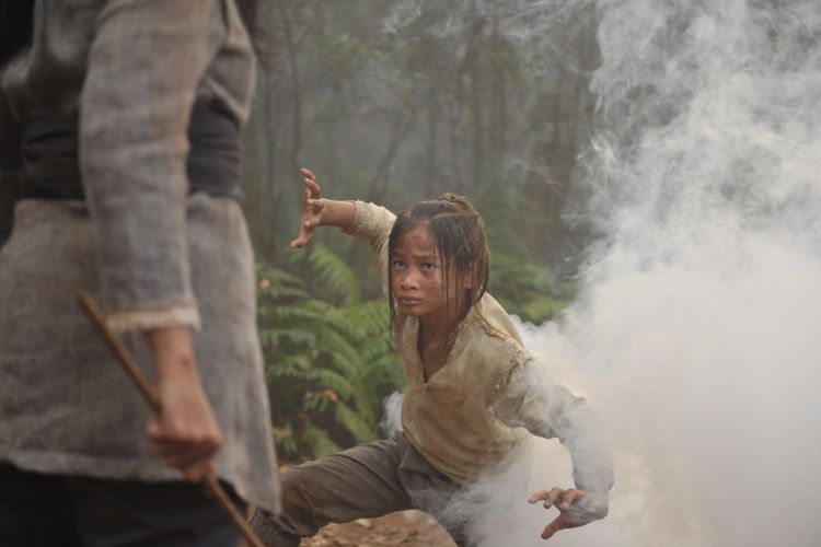 Nuh Putra Damar Alam beraksi sebagai Suranyali alias Mahesa Birawa remaja remaja dalam film Wiro Sableng 2018.