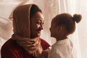 6 Doa untuk Ibu dalam Islam, Lengkap Arab, Latin, dan Artinya