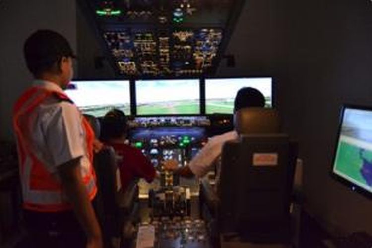 Demi memupuk cita-cita di dunia penerbangan, majalah Angkasa mengajak pembaca anak-anak-nya untuk lebih mengenal operasional penerbangan.
