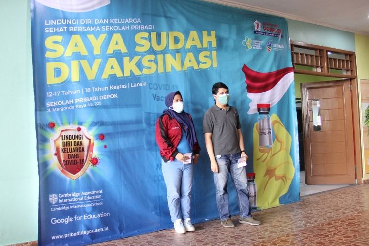 Sekolah Pribadi Depok menggelar vaksinasi pada Selasa, 10 Agustus 2021. Acara yang dimulai sejak pukul 08.00 WIB tersebut menargetkan 1.000 peserta pada tahap pertama menggunakan vaksin jenis Astrazeneca.