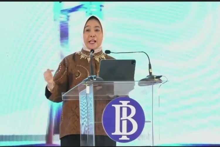 Deputi Gubernur Bank Indonesia (BI) Aida S. Budiman  saat acara Gerakan Nasional Pengendalian Inflasi Pangan Sulawesi, Maluku, dan Papua, Senin (3/10/2022).