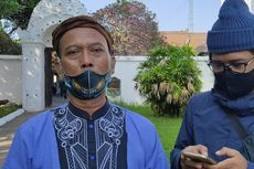 Jenazah Sultan Kesepuhan Cirebon Dimakamkan Sesuai Tradisi Keraton