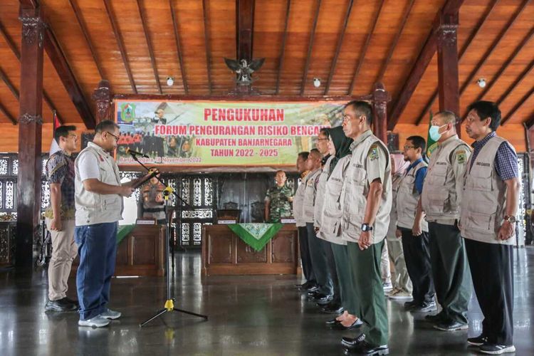 Pengukuhan Forum Pengurangan Risiko Bencana (FPRB) Kabupaten Banjarnegara, Jumat (18/11/2022).