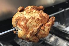 Apa yang Terjadi Jika Kita Mengonsumsi Ayam yang Belum Matang?