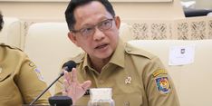 Rapat dengan DPR, Mendagri Tito Jelaskan Capaian Kinerja Strategis Kemendagri