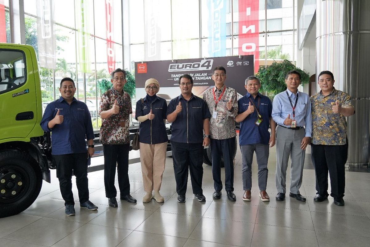 PT Elnusa Petrofin (EPN) melakukan kunjungan dan menggelar diskusi bersama dengan Hino Motors Sales Indonesia yang membahas mengenai keselamatan dan inovasi armada dan pengemudi mobil tangki. Diskusi tersebut dilaksanakan di kantor pusat PT Hino Motors Sales Indonesia, Jakarta. 