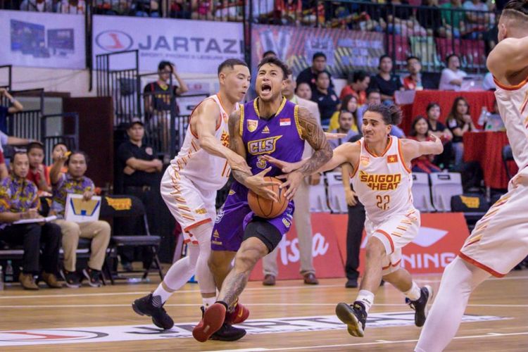 Pada partai perdana antara tuan rumah, Saigon Heat versus CLS Knights Indonesia di  di Canadian International School Arena, Ho Chi Minh, Vietnam, Minggu (18/11/2018), kemenangan belum menaungi tim tamu. Tuan rumah menang 82-80.
