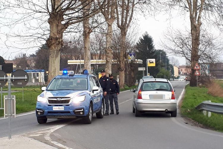 Karantina di Kota Lodigiano telah dimulai untuk keadaan darurat virus corona di Lodi, Italia, 23 Februari 2020 EPA-EFE/FRANCESCA BRUNATI