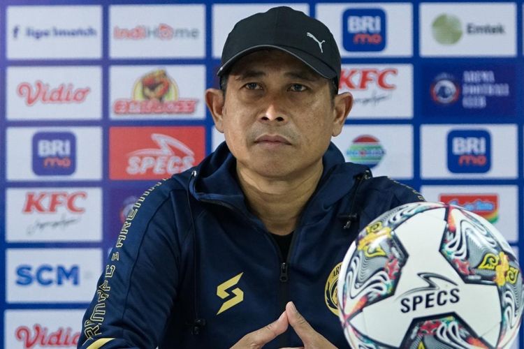 Joko Susilo pelatih Arema FC ketiga mulai pekan ke-29 Liga 1 2022-2023.