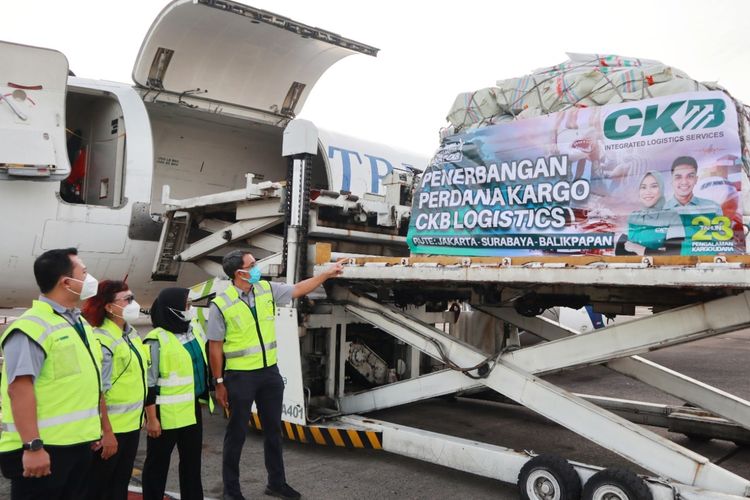 PT Cipta Krida Bahari (CKB Group) membuka pengiriman kargo rute dari Jakarta - Surabaya- Balikpapan 