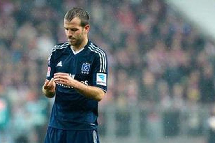 Gelandang Hamburg, Rafael van der Vaart.