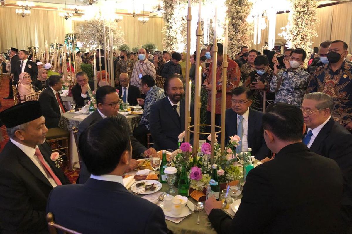 Momen Anies Baswedan bertemu Susilo Bambang Yudhoyono dan Jusuf Kalla dan sejumlah elite politik lain di pernikahan anak Salim Segaf Al Jufri, Minggu (16/10/2022).