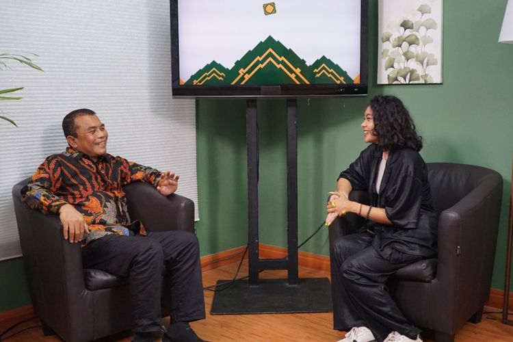 Bupati Pidie Jaya Said Mulyadi (kiri) dalam program Nusaraya Kompas.com, Jumat (16/9/2022).