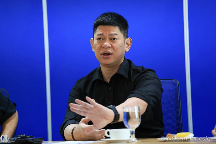 Ketua Umum NOC (Komite Olimpiade) Indonesia, Raja Sapta Oktohari, saat berkunjung ke Menara Kompas, Jakarta, pada Senin (29/9/2025).