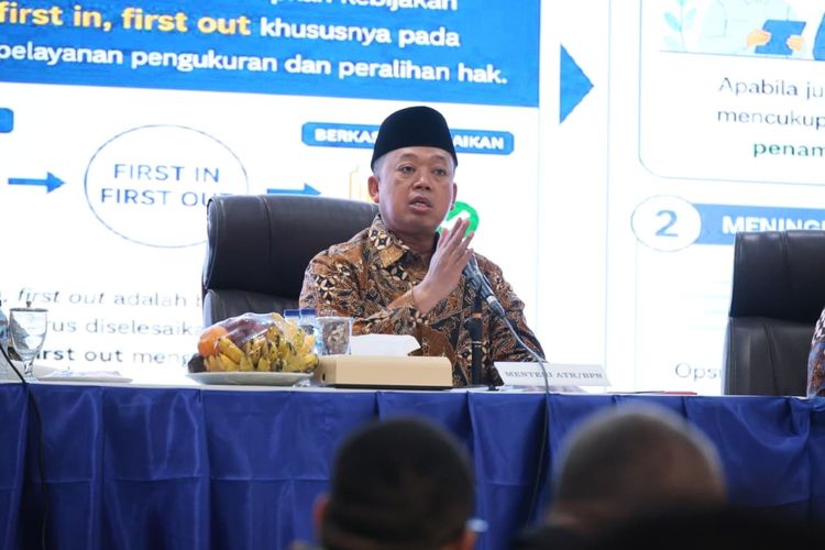 Pemerintah Terapkan Sistem Antrean 