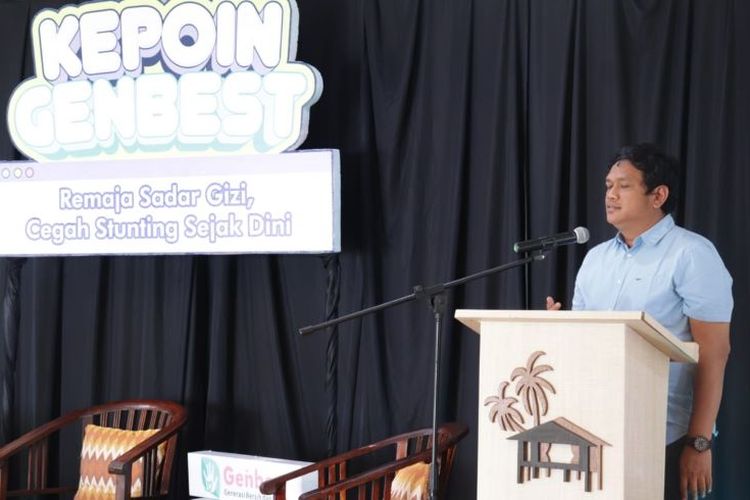 Koordinator Informasi Komunikasi Kesehatan Direktorat Informasi dan Komunikasi Pembangunan Manusia dan Kebudayaan (IKPMK), Kementerian Komunikasi dan Informatika (Kemenkominfo), Marroli J Indarto, dalam acara Diseminasi Informasi dan Edukasi Percepatan Penurunan Stunting bertajuk Kepoin GenBest: Remaja Sadar Gizi, Cegah Stunting Sejak Dini di Kabupaten Bintan, Kepulauan Riau, Kamis (15/9/2022). ()