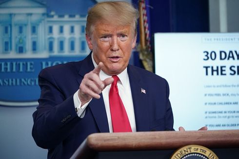 Trump Peringatkan China Akan Hadapi Konsekuensi atas Wabah Covid-19