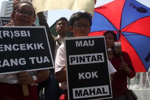 Kepsek di Malang Anggap MK Tidak Komprehensif